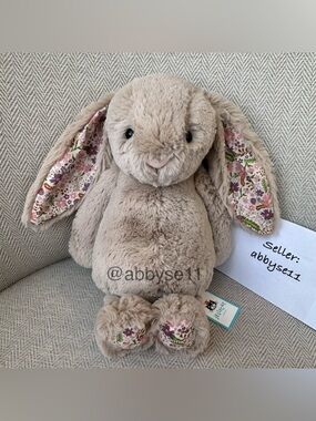 Jellycat Blossom Beige Bunny 'Petal' - Medium - Brand New With Tags - Fast Ship